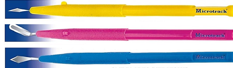 Ophthalmic micro surgical blades